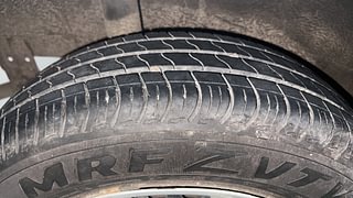 Used 2022 maruti-suzuki S-Presso VXI Plus Petrol Manual tyres RIGHT REAR TYRE TREAD VIEW