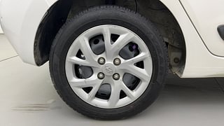 Used 2018 Hyundai Grand i10 Sportz 1.2 Kappa VTVT Petrol Manual tyres RIGHT REAR TYRE RIM VIEW