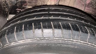 Used 2016 Hyundai Elite i20 [2014-2018] Sportz 1.2 Petrol Manual tyres RIGHT REAR TYRE TREAD VIEW