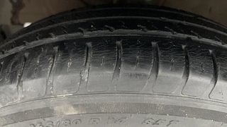 Used 2019 Maruti Suzuki Dzire [2017-2020] VXI Petrol Manual tyres LEFT FRONT TYRE TREAD VIEW