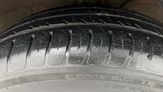 Used 2019 Maruti Suzuki Dzire [2017-2020] VXI Petrol Manual tyres RIGHT FRONT TYRE TREAD VIEW