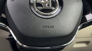 Used 2022 Skoda Slavia Style 1.5L TSI AT Petrol Automatic top_features Airbags