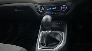 Used 2016 Hyundai Creta [2015-2018] 1.6 SX Plus Petrol Petrol Manual interior GEAR  KNOB VIEW
