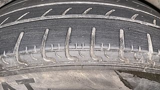 Used 2014 Honda Amaze [2013-2016] 1.2 S i-VTEC Petrol Manual tyres LEFT REAR TYRE TREAD VIEW