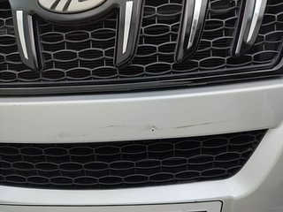 Used 2017 Mahindra XUV500 [2015-2018] W6 Diesel Manual dents MINOR SCRATCH