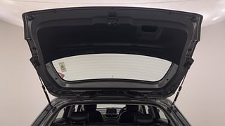 Used 2022 Tata Altroz XZ 1.5 Diesel Manual interior DICKY DOOR OPEN VIEW