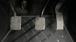 Used 2020 Hyundai New Santro 1.1 Sportz MT Petrol Manual interior PEDALS VIEW