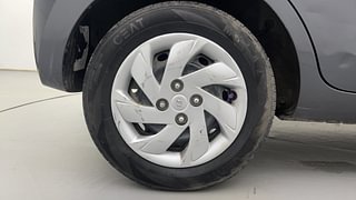 Used 2020 Hyundai New Santro 1.1 Sportz MT Petrol Manual tyres RIGHT REAR TYRE RIM VIEW