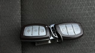Used 2016 Hyundai Creta [2015-2018] 1.6 SX Plus Petrol Petrol Manual extra CAR KEY VIEW