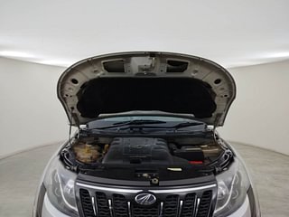 Used 2017 Mahindra XUV500 [2015-2018] W6 Diesel Manual engine ENGINE & BONNET OPEN FRONT VIEW