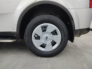 Used 2017 Mahindra XUV500 [2015-2018] W6 Diesel Manual tyres LEFT REAR TYRE RIM VIEW