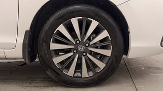 Used 2023 Honda City ZX Petrol MT Petrol Manual tyres RIGHT FRONT TYRE RIM VIEW