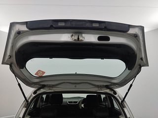 Used 2011 Maruti Suzuki Swift [2011-2017] VXi Petrol Manual interior DICKY DOOR OPEN VIEW