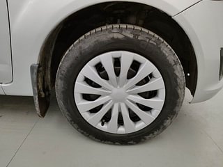 Used 2013 Ford Figo [2010-2015] Duratec Petrol EXI 1.2 Petrol Manual tyres RIGHT FRONT TYRE RIM VIEW