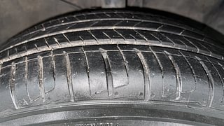 Used 2016 Hyundai Creta [2015-2018] 1.6 SX Plus Petrol Petrol Manual tyres RIGHT FRONT TYRE TREAD VIEW