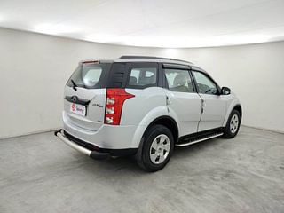 Used 2017 Mahindra XUV500 [2015-2018] W6 Diesel Manual exterior RIGHT REAR CORNER VIEW