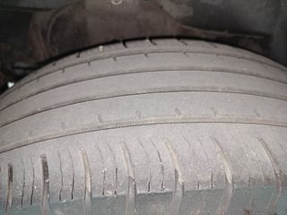 Used 2017 Mahindra XUV500 [2015-2018] W6 Diesel Manual tyres RIGHT REAR TYRE TREAD VIEW