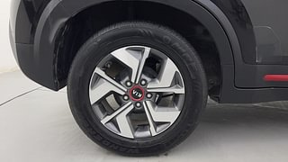 Used 2020 Kia Sonet GTX Plus 1.5 AT Diesel Automatic tyres RIGHT REAR TYRE RIM VIEW