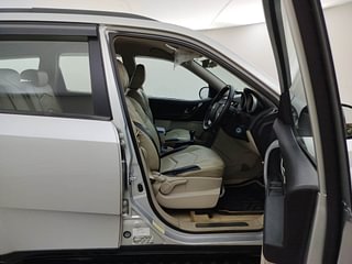 Used 2017 Mahindra XUV500 [2015-2018] W6 Diesel Manual interior RIGHT SIDE FRONT DOOR CABIN VIEW