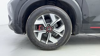 Used 2020 Kia Sonet GTX Plus 1.0 iMT Petrol Manual tyres LEFT FRONT TYRE RIM VIEW