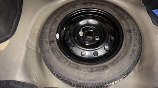 Used 2013 Maruti Suzuki Swift Dzire VXI Petrol Manual tyres SPARE TYRE VIEW