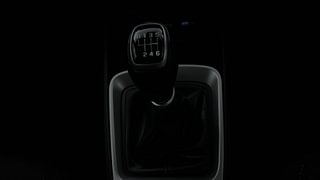 Used 2021 Hyundai Venue [2019-2022] SX 1.5 CRDI Diesel Manual interior GEAR  KNOB VIEW