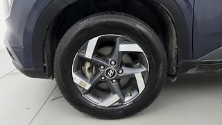 Used 2021 Hyundai Venue [2019-2022] SX 1.5 CRDI Diesel Manual tyres LEFT FRONT TYRE RIM VIEW