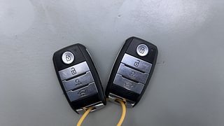 Used 2020 Kia Sonet GTX Plus 1.0 iMT Petrol Manual extra CAR KEY VIEW