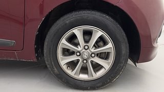 Used 2015 Hyundai Grand i10 [2013-2017] Asta 1.2 Kappa VTVT (O) Petrol Manual tyres RIGHT FRONT TYRE RIM VIEW