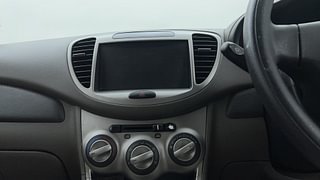 Used 2013 Hyundai i10 magna 1.1 Petrol Manual interior MUSIC SYSTEM & AC CONTROL VIEW