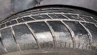 Used 2013 Hyundai i10 magna 1.1 Petrol Manual tyres LEFT REAR TYRE TREAD VIEW