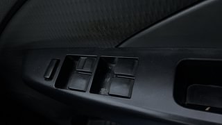 Used 2012 Toyota Etios Liva [2010-2017] G Petrol Manual top_features Power windows