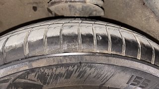 Used 2011 Hyundai i10 [2010-2016] Sportz 1.2 Petrol Petrol Manual tyres LEFT FRONT TYRE TREAD VIEW