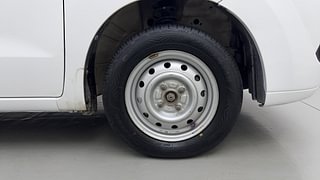 Used 2012 Maruti Suzuki Wagon R 1.0 [2010-2019] LXi Petrol Manual tyres RIGHT FRONT TYRE RIM VIEW