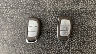 Used 2019 Hyundai Elite i20 [2018-2020] Asta (O) CVT Petrol Automatic extra CAR KEY VIEW