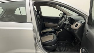 Used 2017 Hyundai Grand i10 [2017-2020] Magna 1.2 Kappa VTVT Petrol Manual interior RIGHT SIDE FRONT DOOR CABIN VIEW