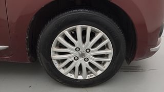 Used 2018 Maruti Suzuki Dzire [2017-2020] ZXi AMT Petrol Automatic tyres RIGHT FRONT TYRE RIM VIEW