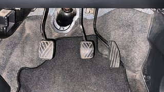 Used 2012 Maruti Suzuki Wagon R 1.0 [2010-2019] LXi Petrol Manual interior PEDALS VIEW