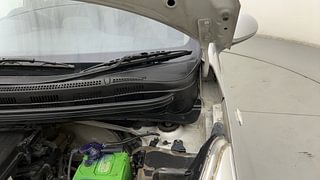 Used 2017 Hyundai Grand i10 [2017-2020] Magna 1.2 Kappa VTVT Petrol Manual engine ENGINE LEFT SIDE HINGE & APRON VIEW