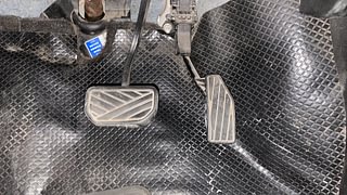 Used 2016 Maruti Suzuki Baleno [2015-2019] Zeta AT Petrol Petrol Automatic interior PEDALS VIEW