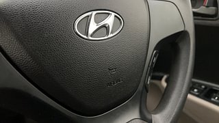 Used 2017 Hyundai Grand i10 [2017-2020] Magna 1.2 Kappa VTVT Petrol Manual top_features Airbags