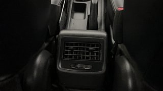 Used 2017 Hyundai Grand i10 [2017-2020] Magna 1.2 Kappa VTVT Petrol Manual top_features 2nd row AC vent
