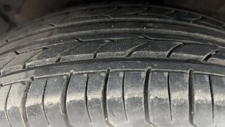 Used 2016 Hyundai Grand i10 [2013-2017] Magna 1.2 Kappa VTVT Petrol Manual tyres LEFT FRONT TYRE TREAD VIEW