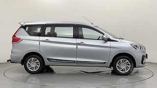 Used 2023 Maruti Suzuki New Ertiga VXi (O) Petrol Manual exterior RIGHT SIDE VIEW