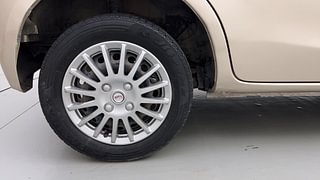Used 2012 Toyota Etios Liva [2010-2017] G Petrol Manual tyres RIGHT REAR TYRE RIM VIEW