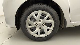 Used 2017 Hyundai Grand i10 [2017-2020] Magna 1.2 Kappa VTVT Petrol Manual tyres LEFT FRONT TYRE RIM VIEW