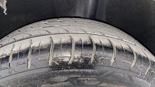 Used 2016 Maruti Suzuki Baleno [2015-2019] Zeta AT Petrol Petrol Automatic tyres LEFT REAR TYRE TREAD VIEW