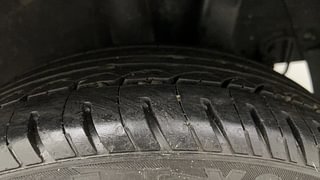Used 2017 Hyundai Grand i10 [2017-2020] Magna 1.2 Kappa VTVT Petrol Manual tyres LEFT REAR TYRE TREAD VIEW
