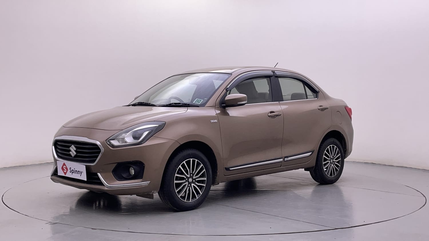 LEFT FRONT CORNER VIEW