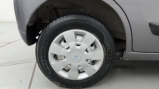 Used 2012 Maruti Suzuki Wagon R 1.0 [2010-2019] LXi Petrol Manual tyres RIGHT REAR TYRE RIM VIEW